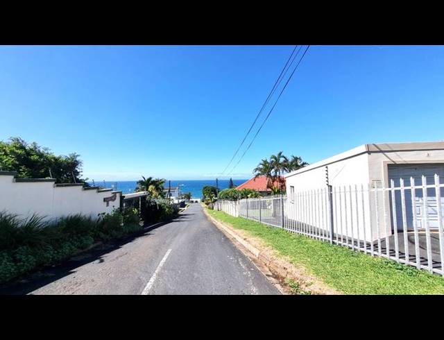 3 BEDROOM APARTMENT FOR SALE IN MANABA BEACH